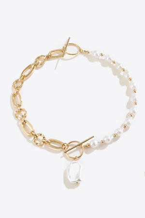 Open image in slideshow, Half Pearl Half Chain Toggle Clasp Necklace
